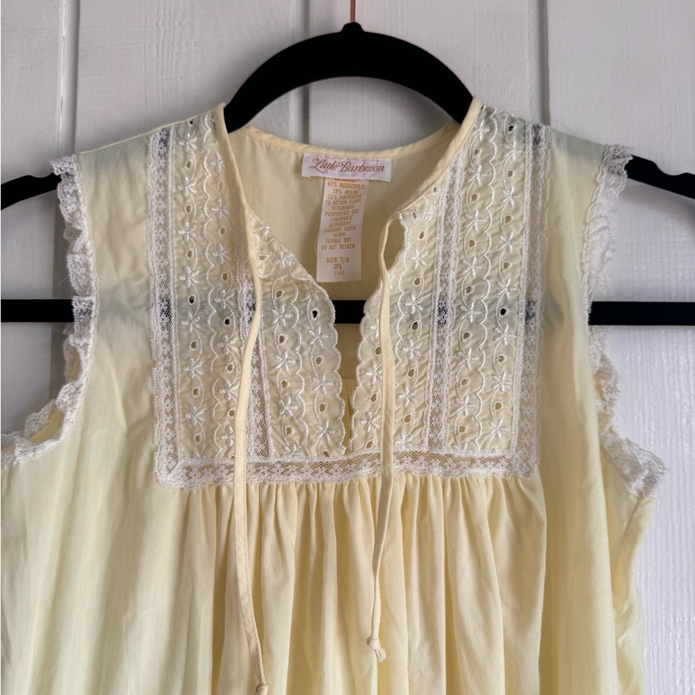 Vintage Women's Dress in Soft Yellow - Picture 3 of 5